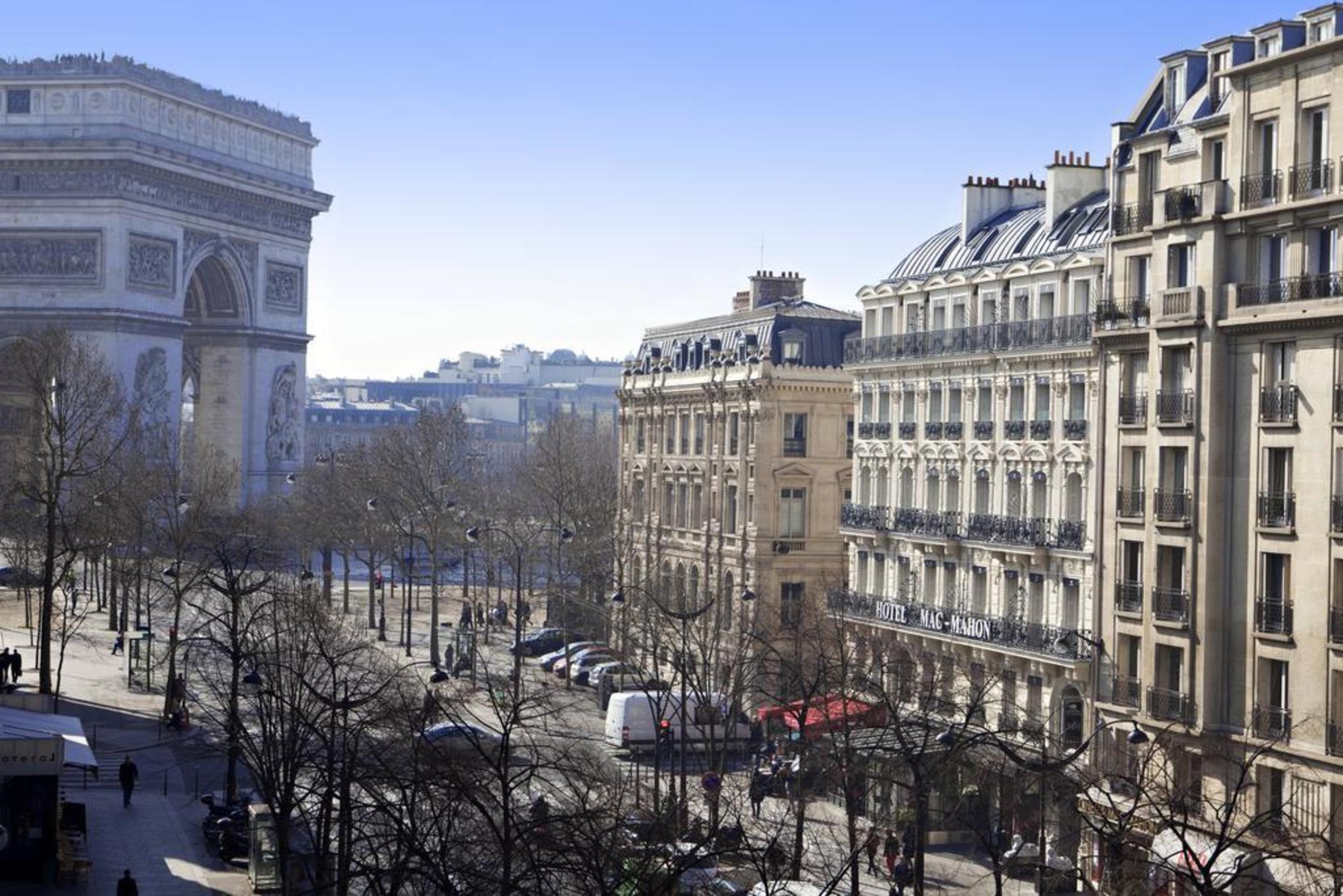โรงแรมเมซอง อัลบาร์ เลอ ชองเซลิเซ ปารีส ภายนอก รูปภาพ